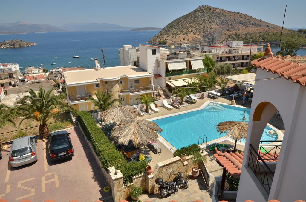 Aparthotel Aretousa Tolón